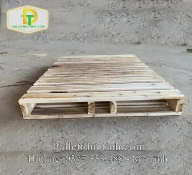 Pallet Gỗ 2 Hướng Nâng Tải Trọng 2 Tấn