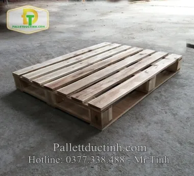 Pallet Gỗ 4 Hướng Nâng Tải Trọng 2,5 Tấn