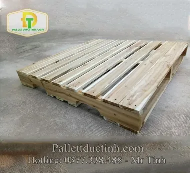Pallet Gỗ Thông Giá Rẻ Dĩ An